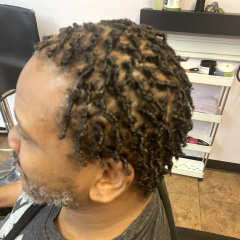 Comb Twist Men